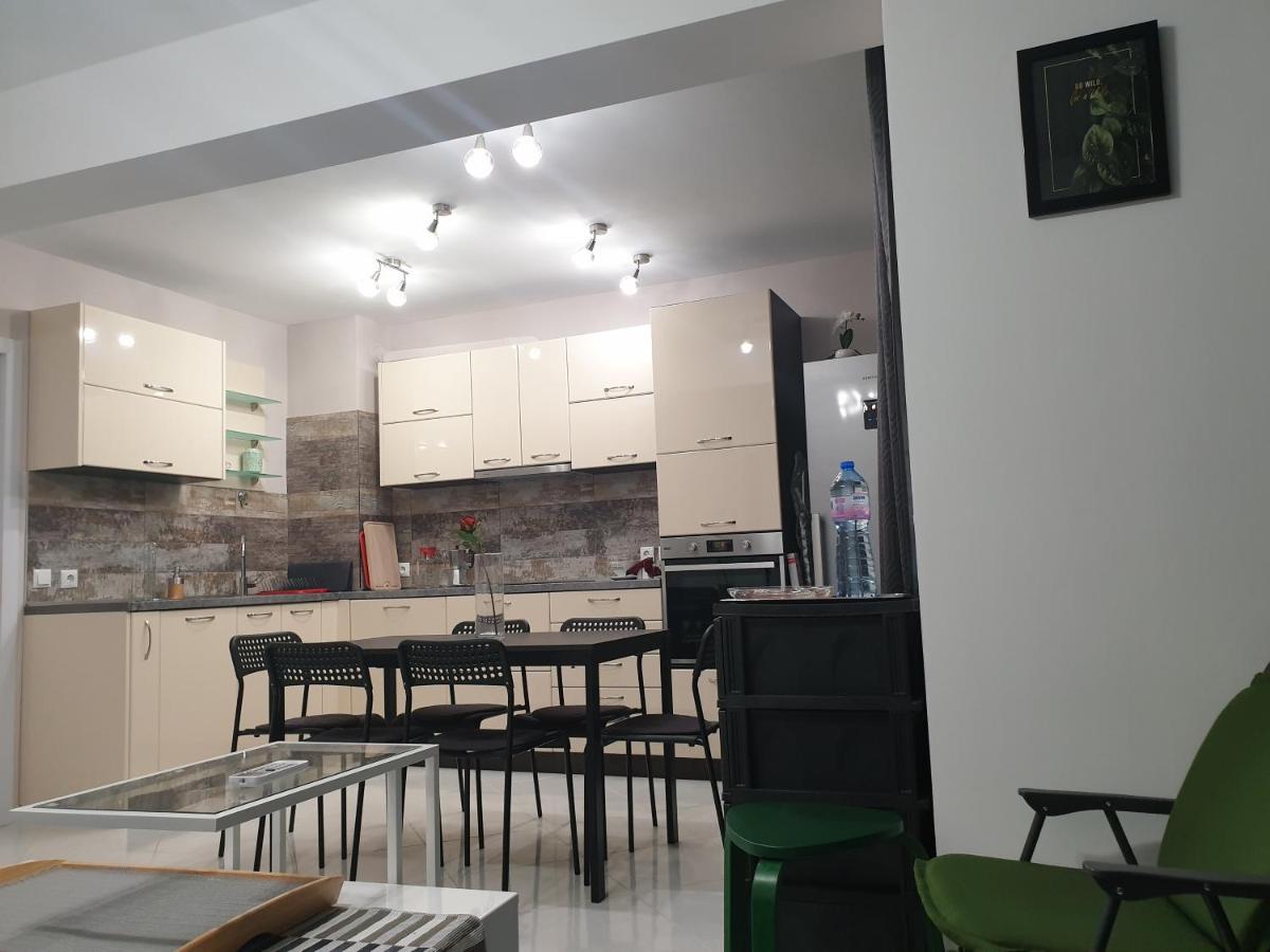 New The Twins Varna Two-Bedroom, Apt 5 At 15 Tsani Ginchev Street, Floor 3 Exterior photo
