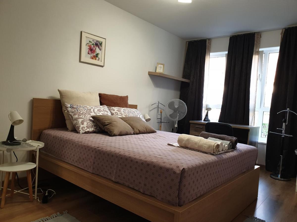 New The Twins Varna Two-Bedroom, Apt 5 At 15 Tsani Ginchev Street, Floor 3 Exterior photo